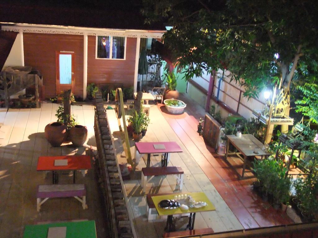 โรงแรมพนิดา สวีท กรุงเทพมหานคร ภายนอก รูปภาพ